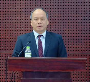  Ông Vũ Văn Tám, Thứ trưởng Bộ NN&PTNT phát biểu tại hội nghị