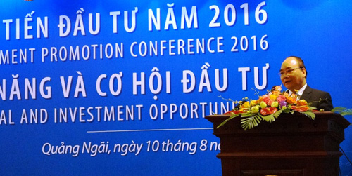 Thủ tướng Chính phủ Nguyễn Xuân Phúc phát biểu chỉ đạo hội nghị. 