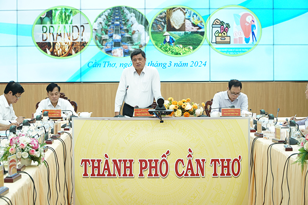 Thứ trưởng Bộ nông nghiệp, Ông Trần Thanh Nam phát biểu tại Hội thảo