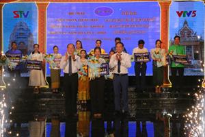 Bế mạc Liên hoan tiếng hát truyền hình tiếng Khmer khu vực Nam Bộ lần thứ nhất