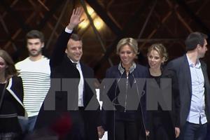Bầu cử Pháp: Ông Macron thắng vang dội, bà Le Pen thừa nhận thất bại