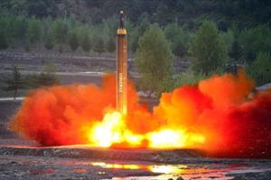 Triều Tiên tuyên bố phát triển hạt nhân, tên lửa là để đối phó với Mỹ