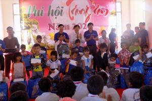 VNPT Quảng Ngãi tặng quà Trung thu cho trẻ em nghèo
