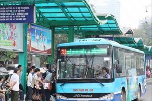 Hà Nội kết thúc giãn hành khách đi phương tiện công cộng từ 0h ngày 8/3 