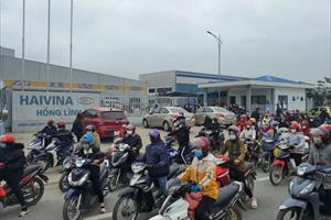 Hàng trăm công nhân ở Hà Tĩnh đi làm trở lại sau một ngày ngừng việc đòi quyền lợi
