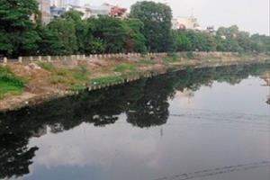 Nước sông Nhuệ, sông Duy Tiên đang ô nhiễm báo động cấp 2 