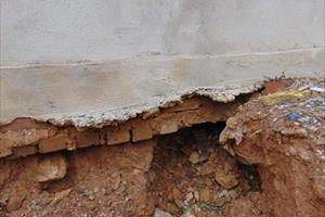 Điểm tái định cư Thủy điện Trung Sơn: Người dân phát hoảng vì nền nhà bị lún, nứt