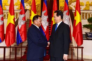 Thủ tướng Nguyễn Tấn Dũng hội kiến Chủ tịch Thượng viện Vương quốc Campuchia