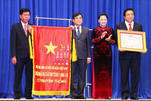 Tỉnh Long An đón nhận Huân chương Độc lập hạng Nhất