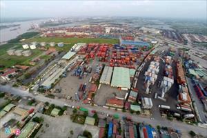 Hải Phòng: Giữ 2 container chở hàng cấm nhập khẩu