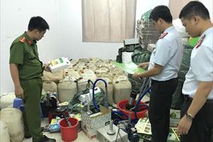 Phát hiện gần 10.000 can sản phẩm Bồ đề 688-A chưa được phép lưu hành tại Việt Nam