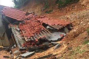 Sập nhà do sạt lở đất, 3 người tử vong tại Thanh Hóa