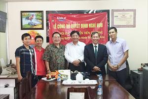 Trao quyết định nghỉ hưu cho nhà báo Nguyễn Tiến Chương, Phó tổng biên tập Báo Kinh tế nông thôn