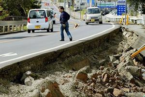 Nhật Bản lại rung chuyển bởi trận động đất thứ 2, mạnh 7,3 độ richter