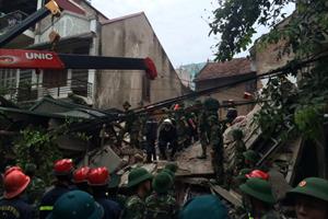 Hà Nội: Sập nhà cũ trong đêm, 2 nạn nhân đã tử vong