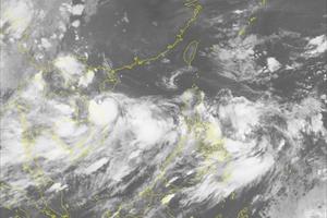 Bão số 4 suy yếu thành áp thấp nhiệt đới, gây mưa to ở miền Trung