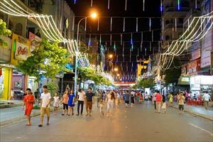 Phố đi bộ Hà Nội: Điển nhấn cho du lịch Thủ đô