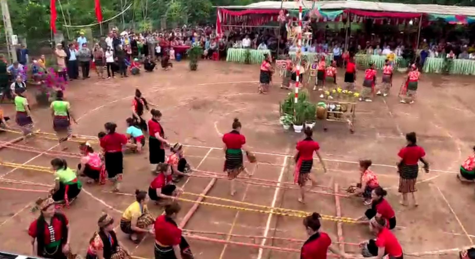 Một lễ hội của đồng bào dân tộc Thái tại xã Ea Kuêh