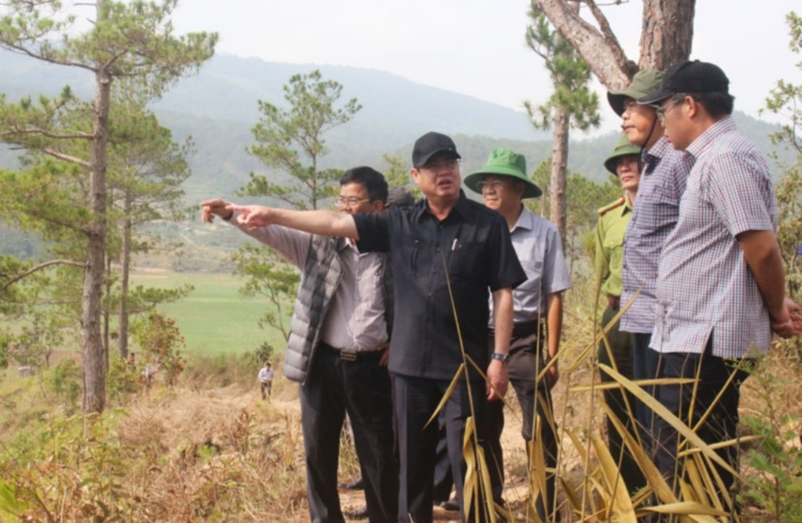 Kiểm tra tiến độ triển khai công trình Dự án hồ chứa nước Ta Hoét tại thôn K’Rèn, xã Hiệp An