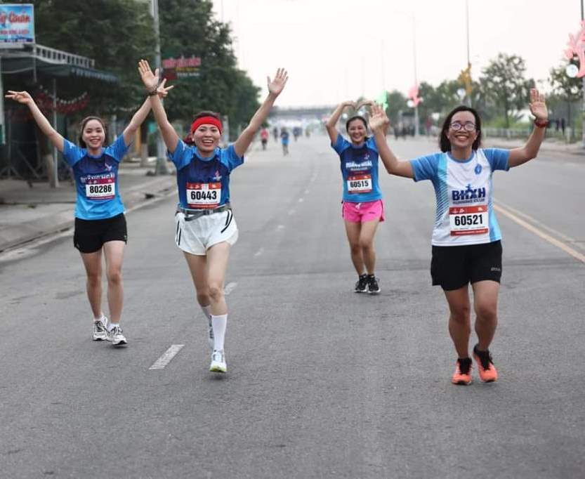 Một số hình ảnh các vận động viên tham gia thi đấu giải Quảng Ngãi Marathon - Cup BSR 2023 (ảnh do Ban tổ chức cung cấp)