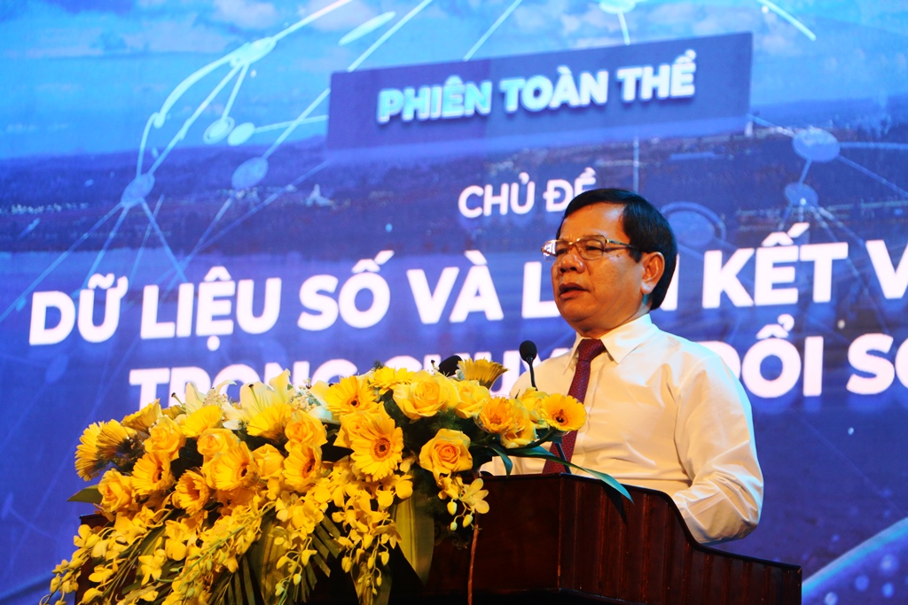 Ông Đặng Văn Minh, Chủ tịch UBND tỉnh Quảng Ngãi phát biểu khai mạc