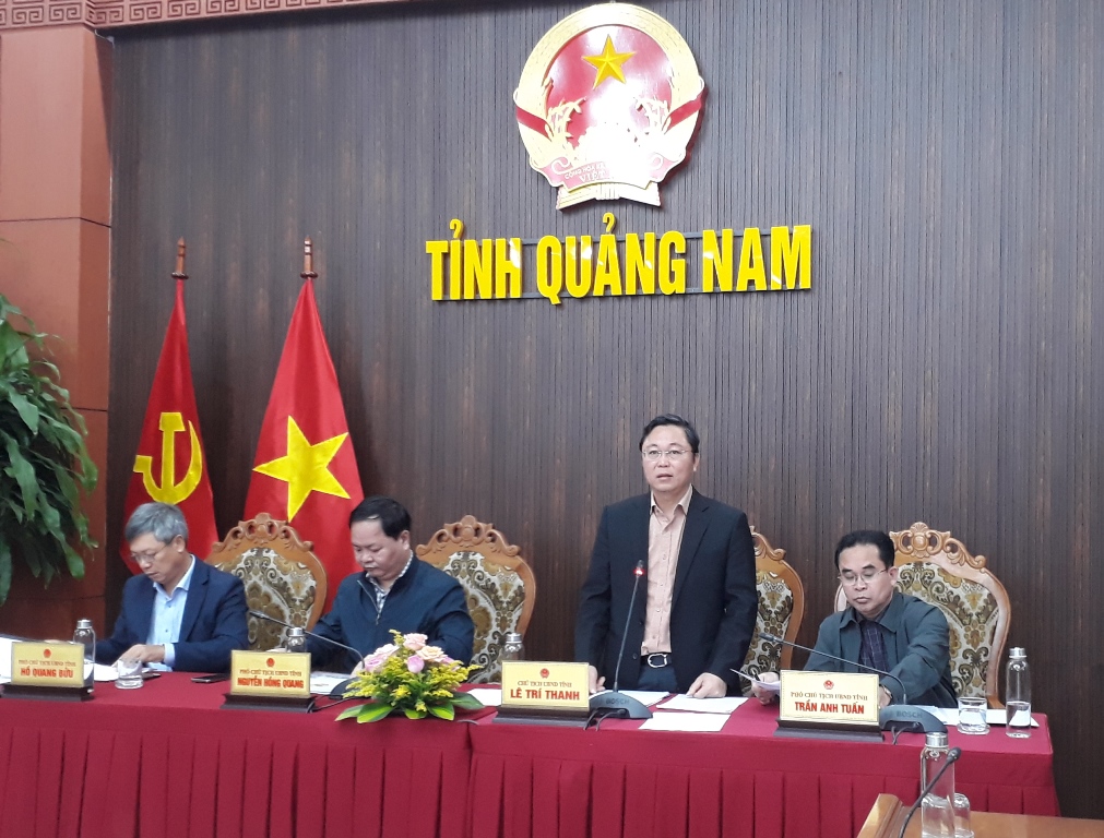 Chủ tịch UBND tỉnh Quảng Nam Lê Trí Thanh thông tin tại Họp báo.