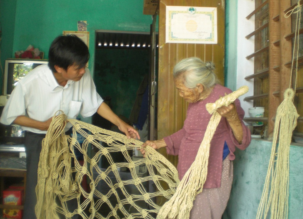 Nghề đan võng Ngô đồng nét văn hóa độc đáo của người dân đảo Cù Lao Chàm