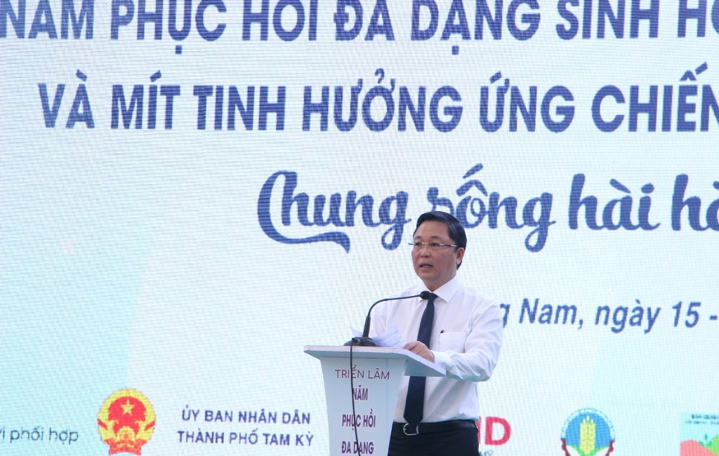 Ông Lê Trí Thanh, Chủ tịch UBND tỉnh Quảng Nam phát biểu triển lãm