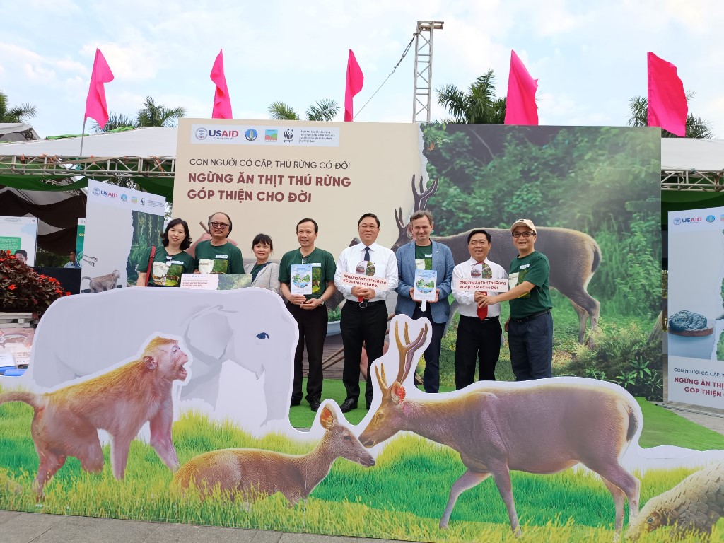 Triển lãm đa dạng sinh học tại Quảng Nam kêu gọi hành động vì động vật hoang dã.