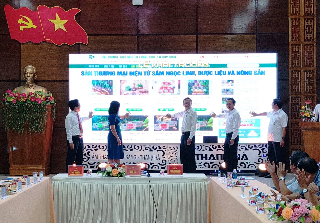 khai trương và đưa vào hoạt động Sàn Thương mại điện tử Sâm Ngọc Linh, dược liệu và hàng nông sản huyện Nam Trà My.