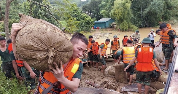 Nhiều địa phương trên cả nước đang cùng hướng về miền Bắc trong thiên tai.