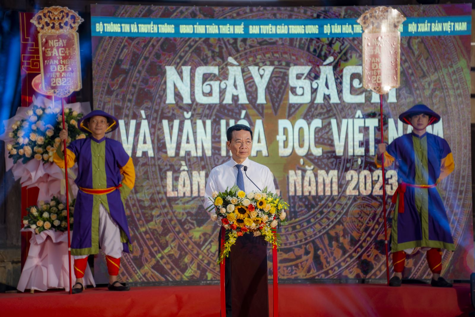  Bộ trưởng Bộ TT&TT Nguyễn Mạnh Hùng phát biểu tại buổi lễ.