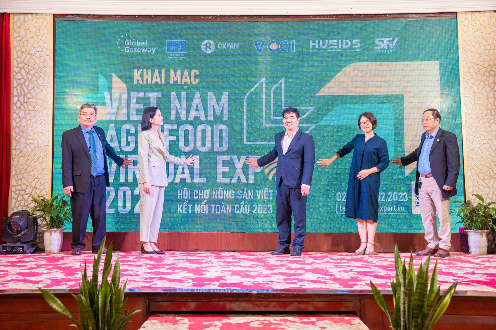 Hội Chợ Nông sản Việt Nam 2023 thu hút hơn 80 gian hàng của các doanh nghiệp nông sản đến từ 33 tỉnh/thành phố trên toàn quốc, với hơn 400 loại sản phẩm.