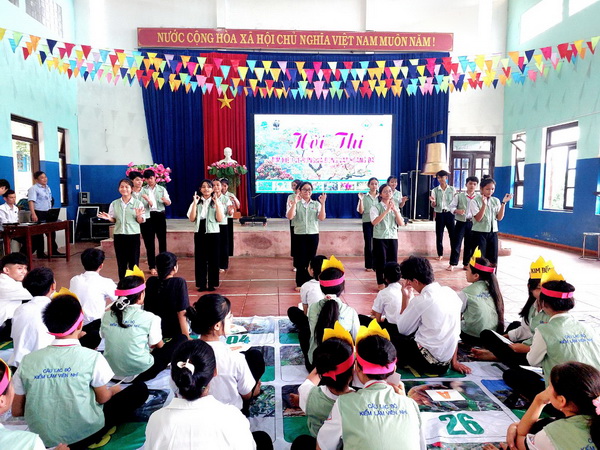 Vườn quốc gia Bạch Mã  vừa phối hợp với WWF Việt Nam tổ chức Hội thi “Tìm hiểu về bảo vệ rừng và bảo vệ động vật hoang dã” cho học sinh Thừa Thiên Huế.