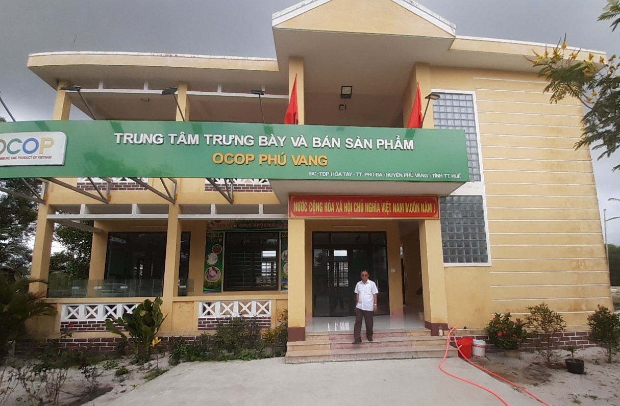 Trung tâm trưng bày và bán sản phẩm OCOP huyện Phú Vang.