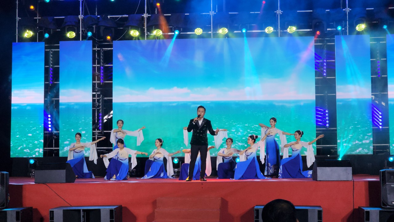 Diễn ra trong 3 ngày, từ ngày 28 - 30/4, Thuận An Biển gọi năm 2024 là một trong những điểm nhấn của chuỗi các sự kiện văn hoá trong Lễ hội Mùa Hạ tại Festival Huế 2024.