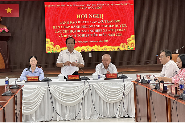 ông Trần Văn Khuyên - Bí thư Huyện ủy, Chủ tịch Hội đồng nhân dân huyện Hóc Môn