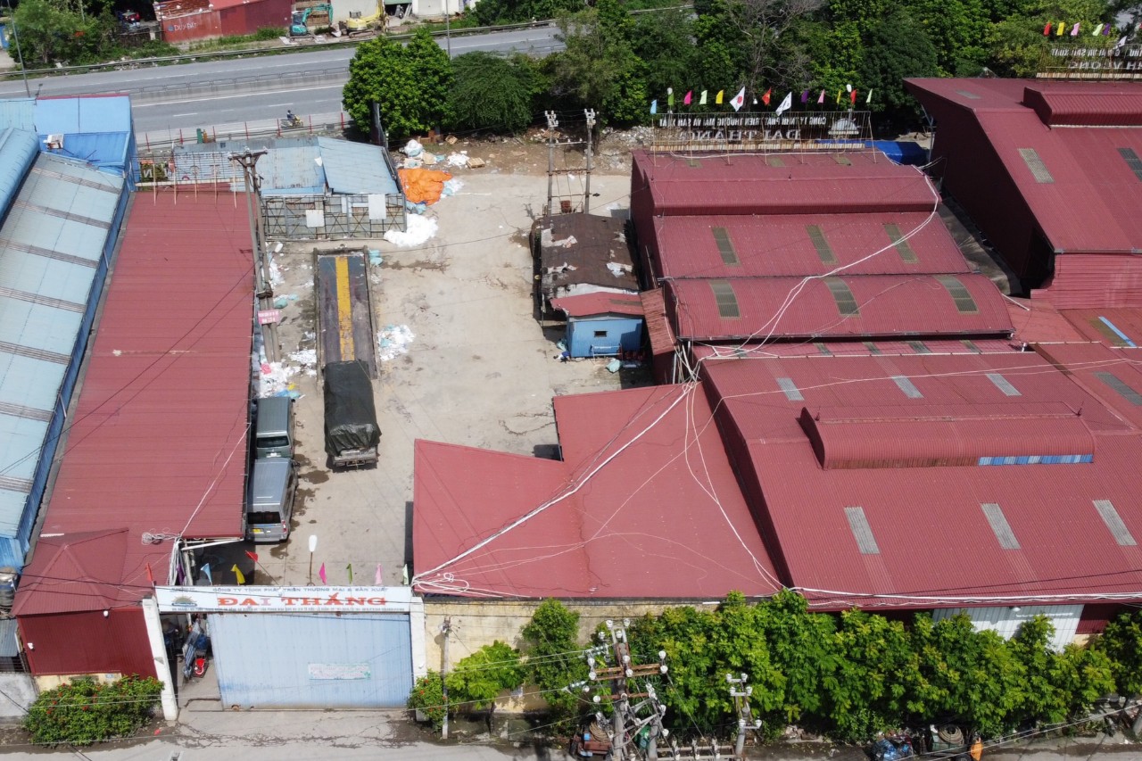 Điểm tập kết rác tại xã An Đồng, huyện An Dương đề tên Công ty TNHH Phát triển, Thương mại và Sản xuất Đại Thắng.