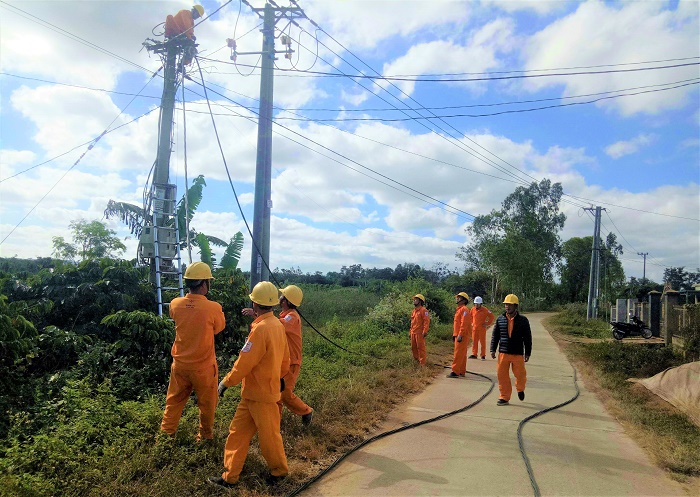 PC Đắk Nông tăng cường công tác quản lý vận hành đảm bảo cung ứng điện phát triển kinh tế địa phương.