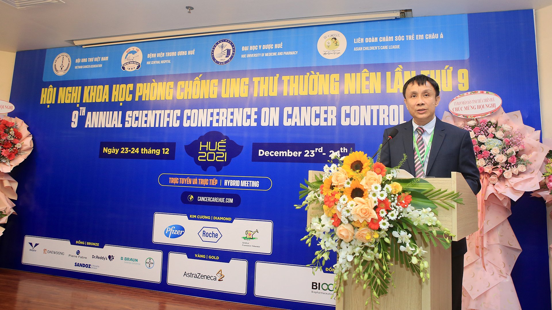 GS.TS Phạm Như Hiệp, Giám đốc BVTW Huế phát biểu tại hội nghị.