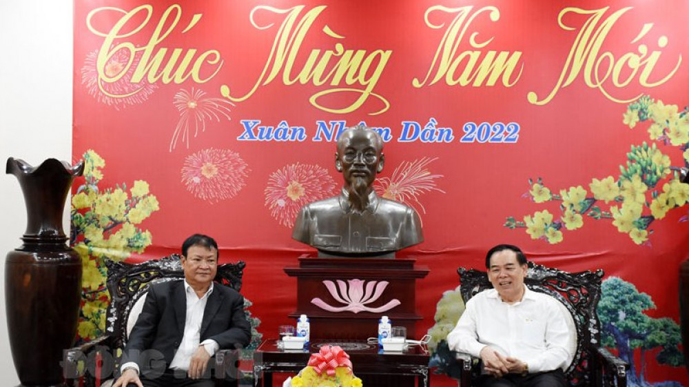 HLV Việt Nam - Cơ quan đại diện phía Nam thăm và chúc Tết tỉnh Bến Tre