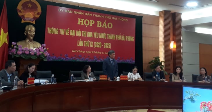 Ông Nguyễn Xuân Bình, Phó chủ tịch UBND TP. Hải Phòng, thông tin tại cuộc họp báo.