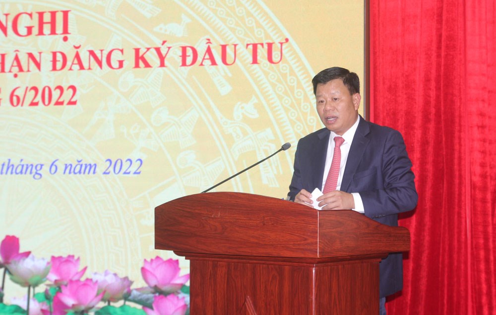 Ông Lê Trung Kiên, Trưởng BQL Khu Kinh tế Hải Phòng phát biểu tại hội nghị.