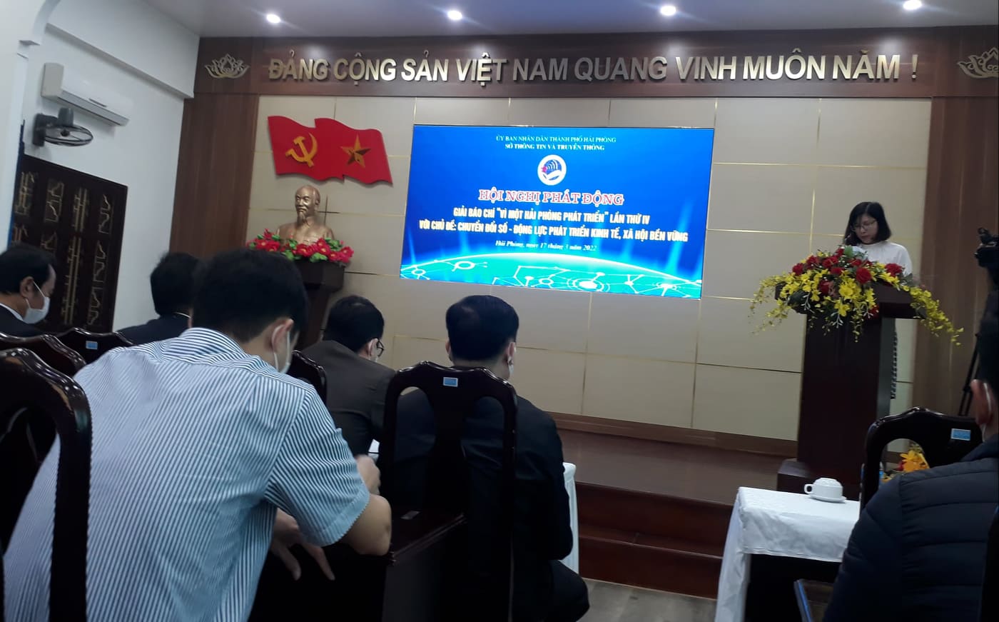 Năm 2022, Giải Báo chí “Vì một Hải Phòng phát triển” lần thứ IV được phát động với chủ đề “Chuyển đổi số - động lực phát triển kinh tế, xã hội bền vững”.