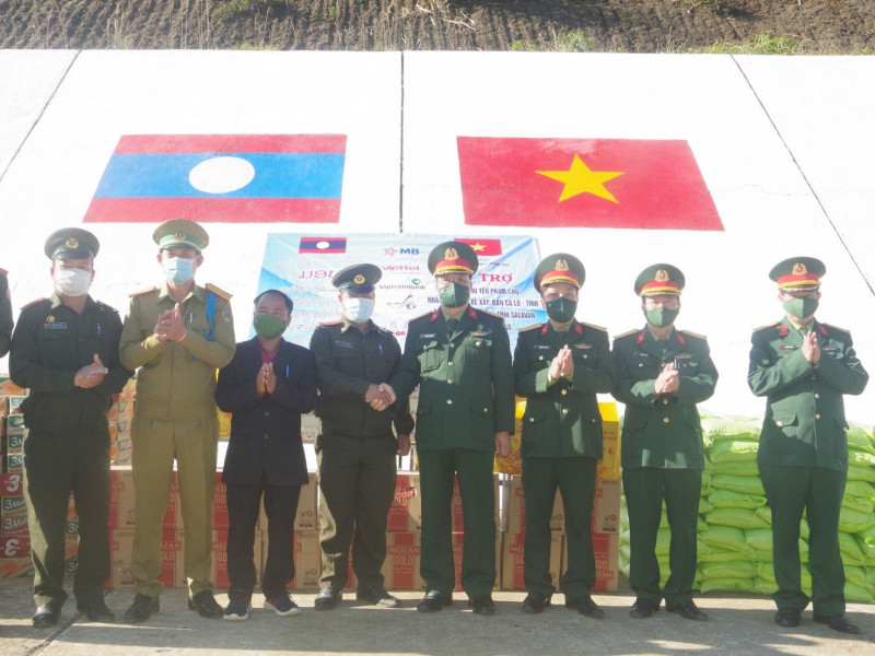 Nhiều hoạt động thiết thực trong dịp cuối năm của Bộ CHQS tỉnh Thừa Thiên - Huế