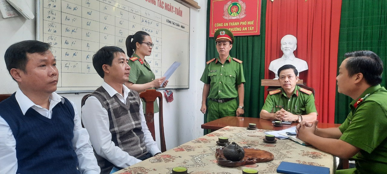 Vừa qua, 15 CSKV thuộc Công an các phường, xã trên địa bàn TP. Huế đã được Ban Giám đốc Công an tỉnh Thừa Thiên - Huế điều động, bổ nhiệm Chỉ huy.