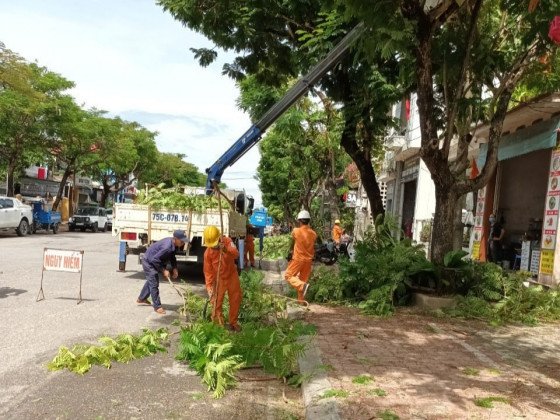 Công ty Điện lực Thừa Thiên - Huế chủ động các phương án ứng phó với mùa mưa lũ.