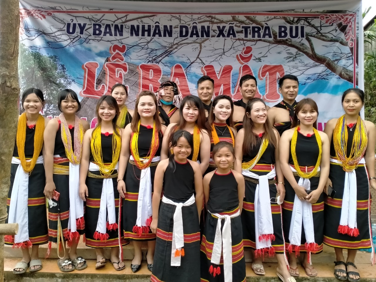 Ra mắt Câu lạc bộ cồng chiêng người Ca Dong ở xã Trà Bui, huyện Bắc Trà My, tỉnh Quảng Nam.
