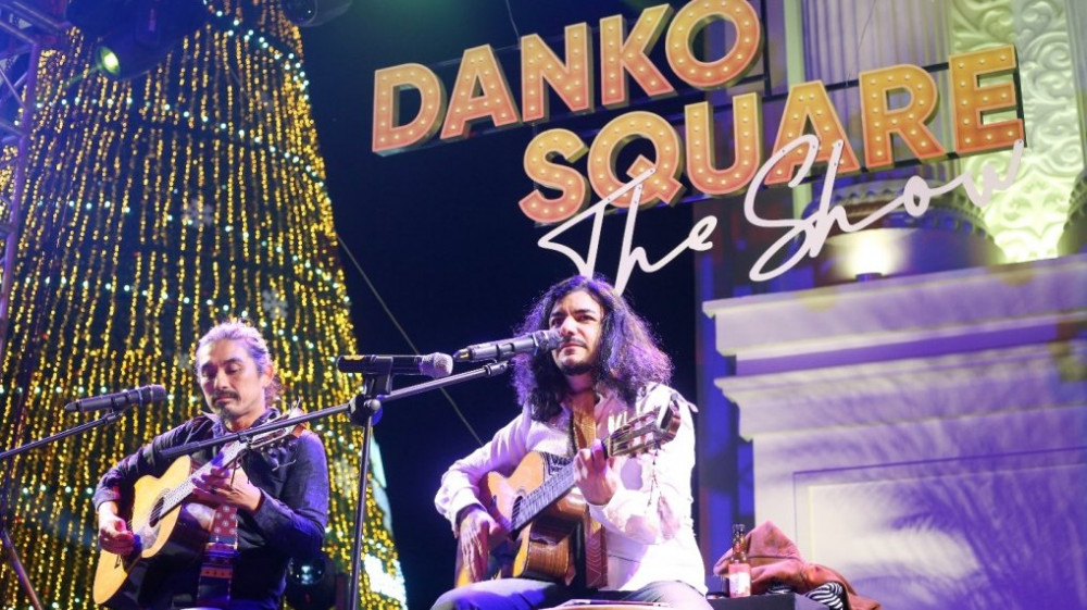 Danko Square - Thổi bùng cảm xúc trong “The Winter Show”