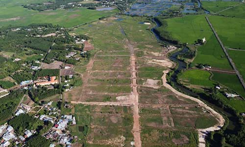 ba-ria-vung-tau-kiem-tra-tinh-hinh-xay-dung-rao-ban-dat-nong-nghiep-phan-lo.jpg